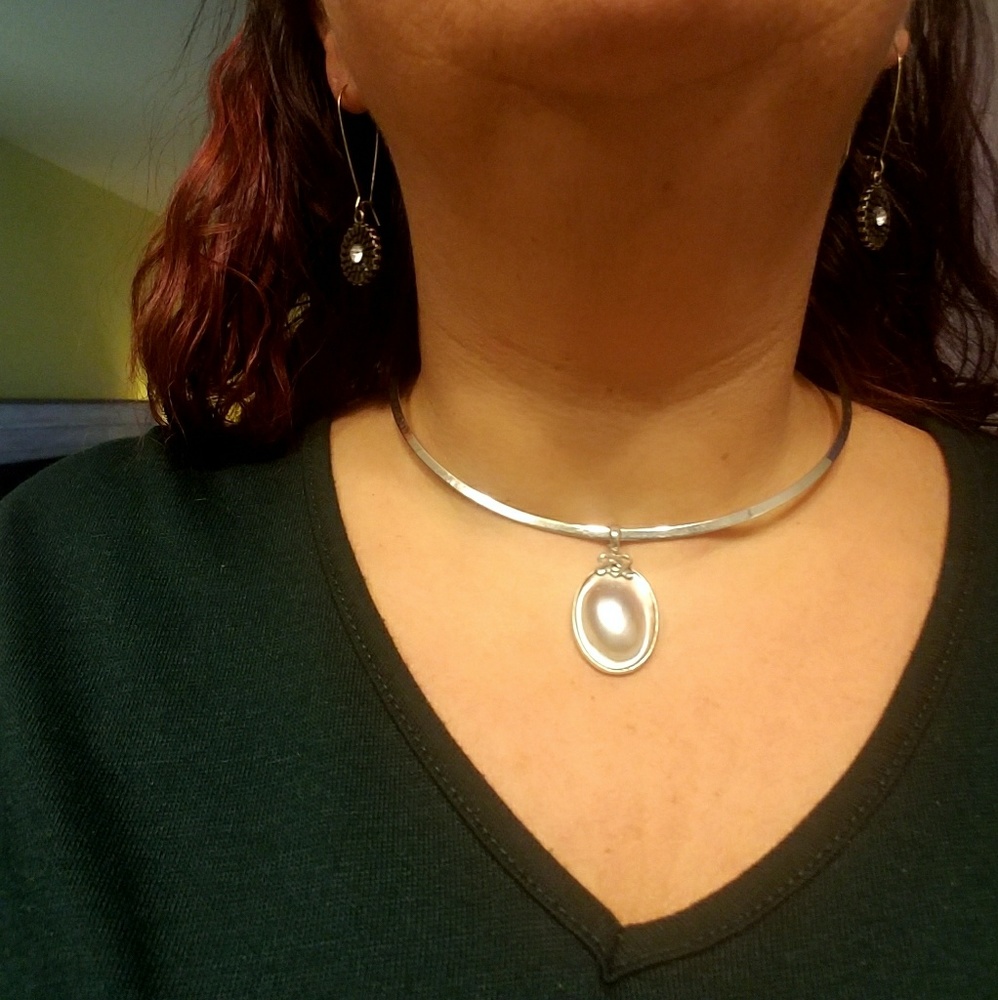Choker necklace with custom pendant